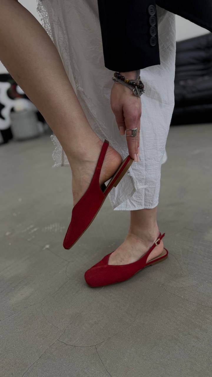 Код 3156 червоний