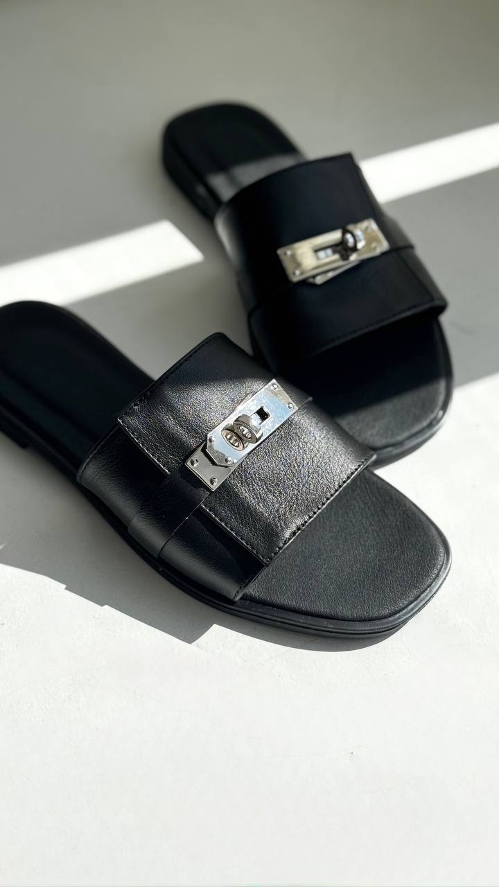 Код AD1005 чорний